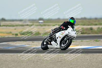 media/Apr-18-2025-TrackDaz (Fri) [[45f5874c44]]/C Group/Session 1 (Turn 7)/